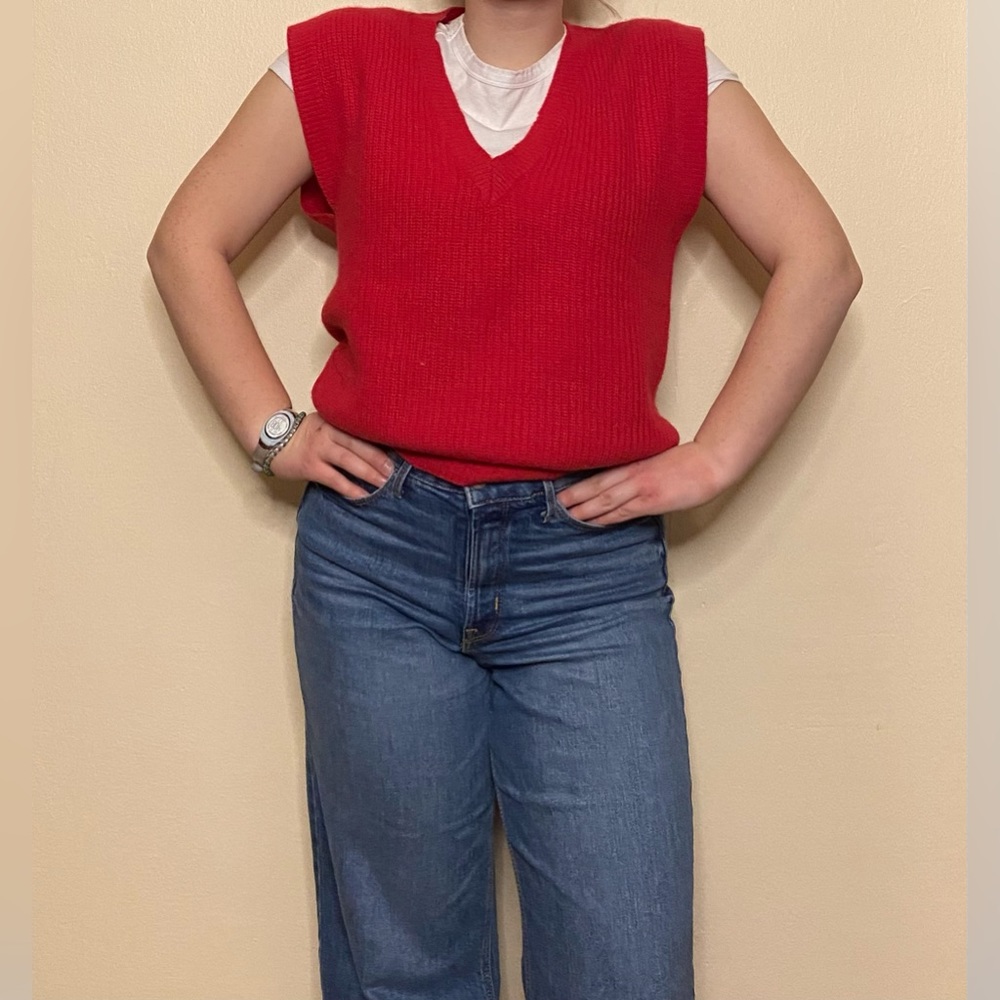 Adorable 70's vintage hot pink sweater vest
